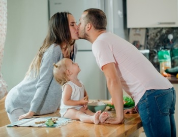 7 claves para mantenerse enamorados despu�s de tener hijos